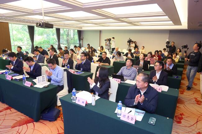 是什么“黑科技”让记者流连忘返?全国30余家主流媒体走进江南大学 是什么“黑科技”让记者流连忘返?全国30余家主流媒体走进江南大学